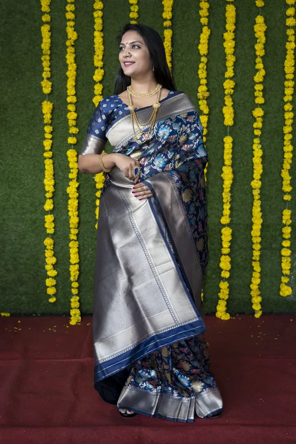 Navy_Blue_Handloom_Banarasi_Silk_Meena_Zari_Work_Saree_With_Rich_Pallu_And_Unstiched_Blouse_Piece.